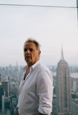Axel Vormbaeumen